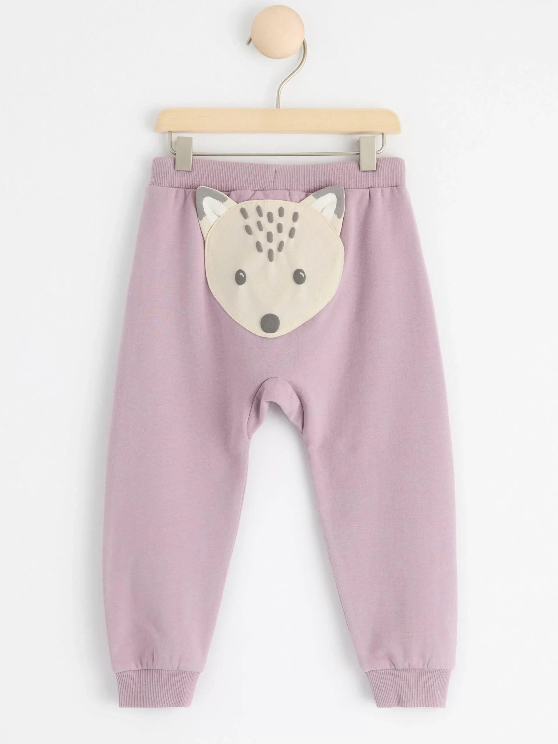 Byxor & Leggings>Lindex Mjukisbyxor Med Borstad Insida Och Applikation Baktill Light Dusty Lilac