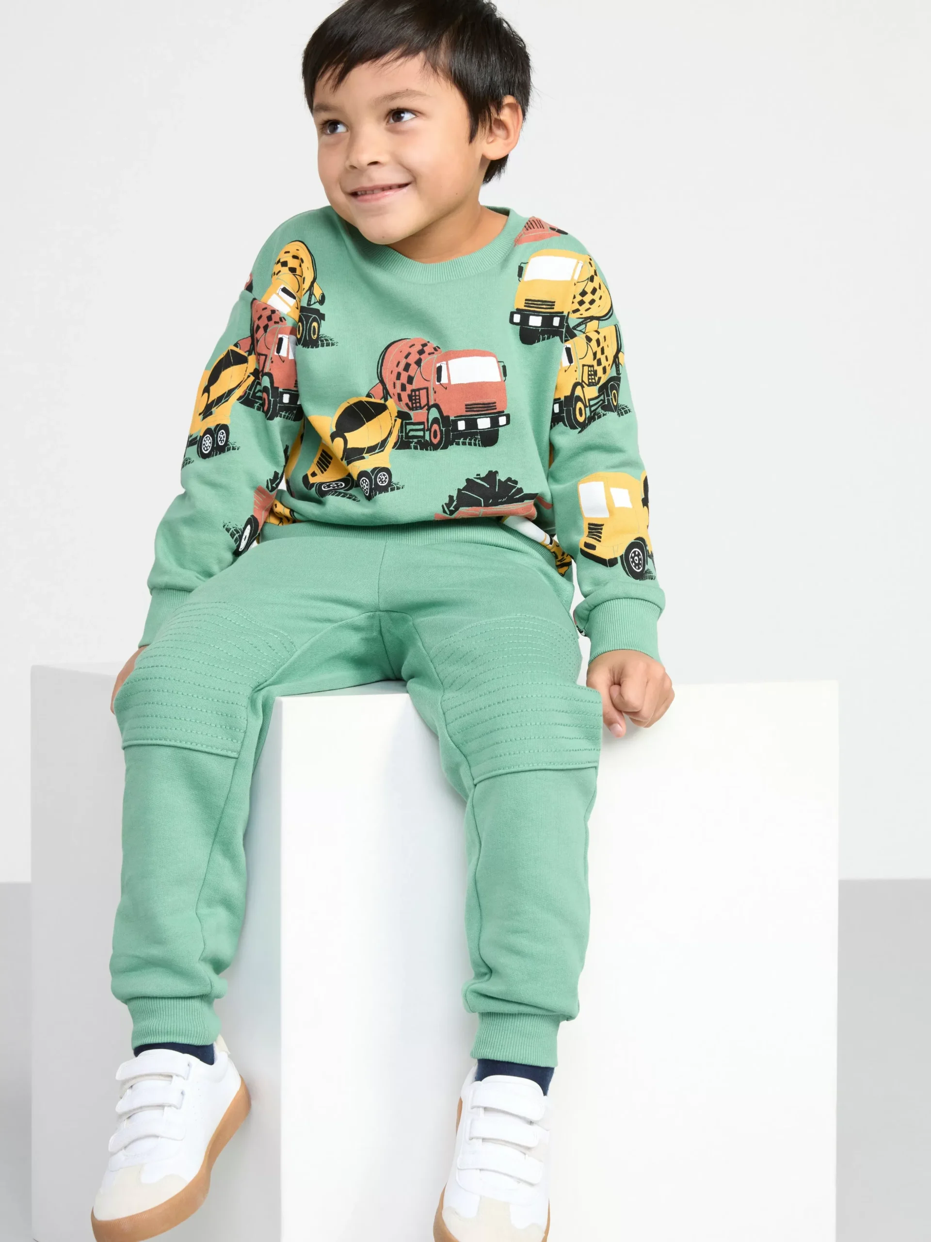 Byxor & Leggings>Lindex Mjukisbyxor Med Forstarkt Kna Dusty Green