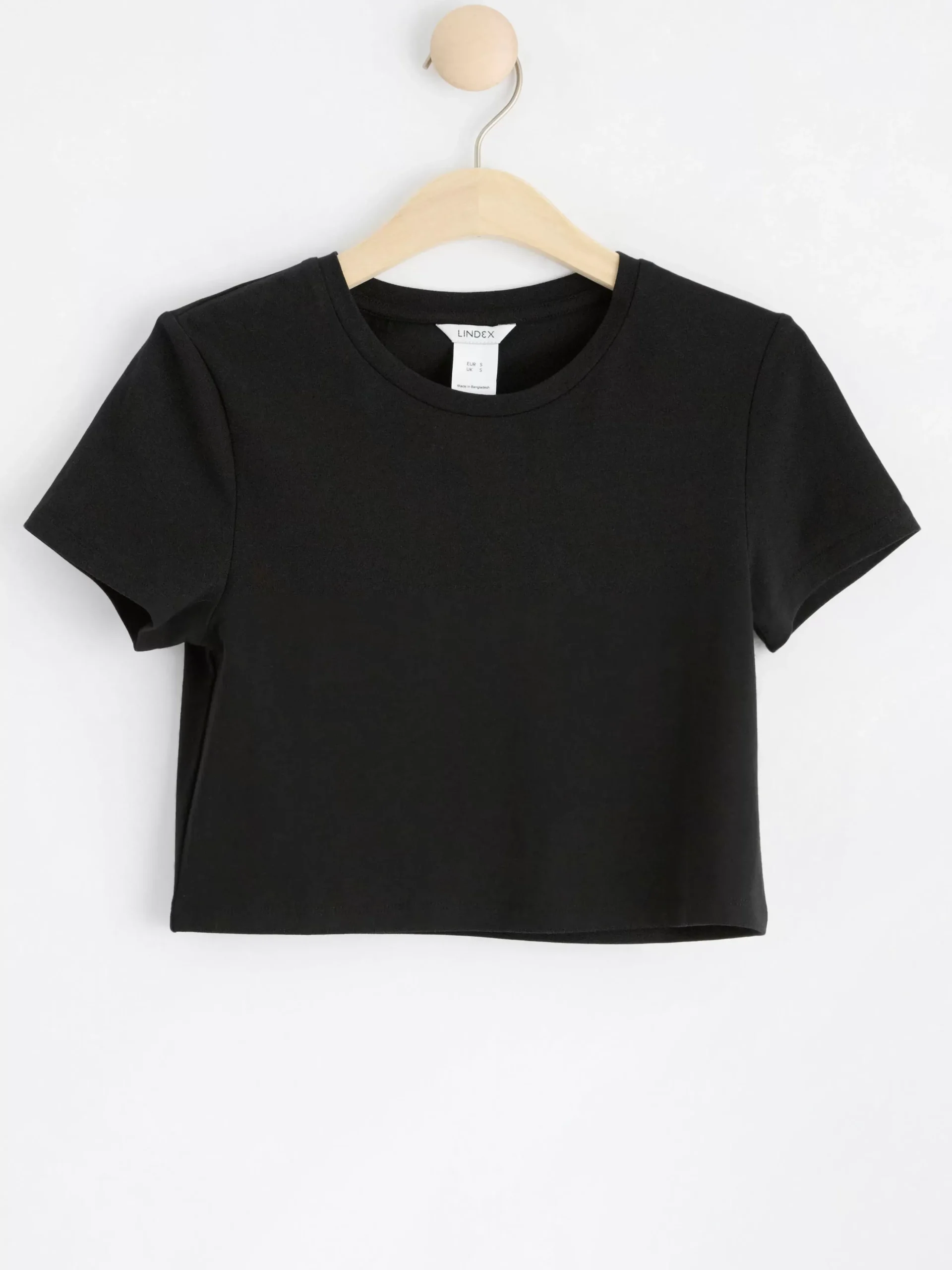 Toppar & T-Shirts>Lindex Mom Kortarmad Croppad Topp Black