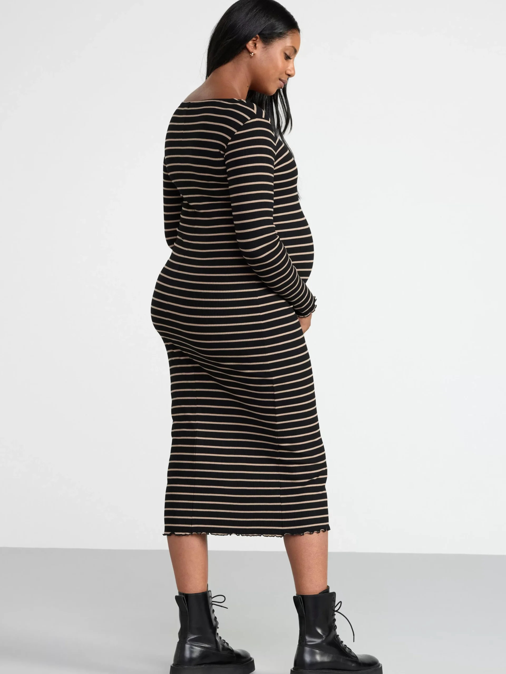 Klänningar>Lindex Mom Ribbad Klanning Med Lang Arm Black