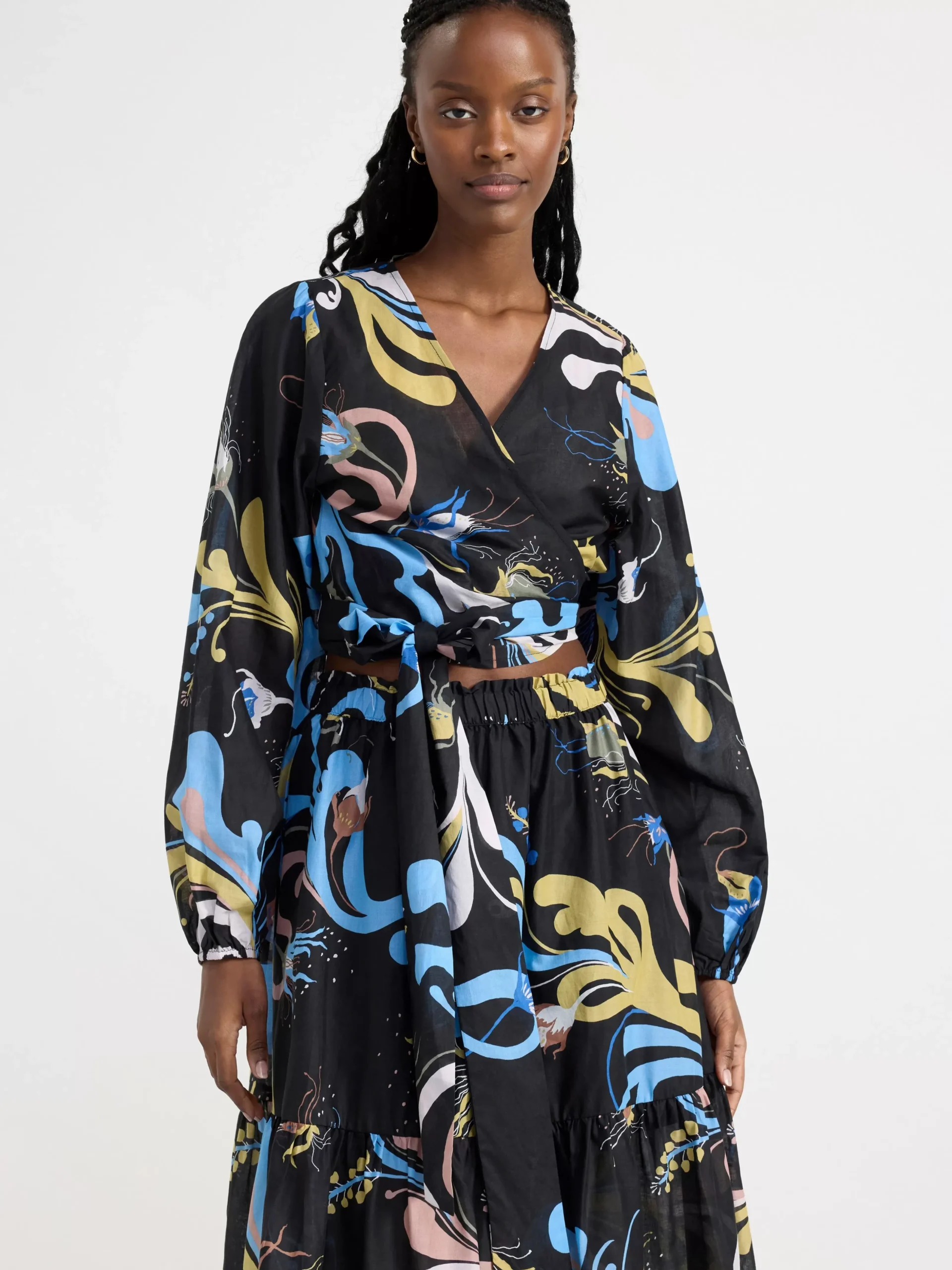 Blusar & Skjortor>Lindex Monstrad Omlottblus Med Puffarm Black