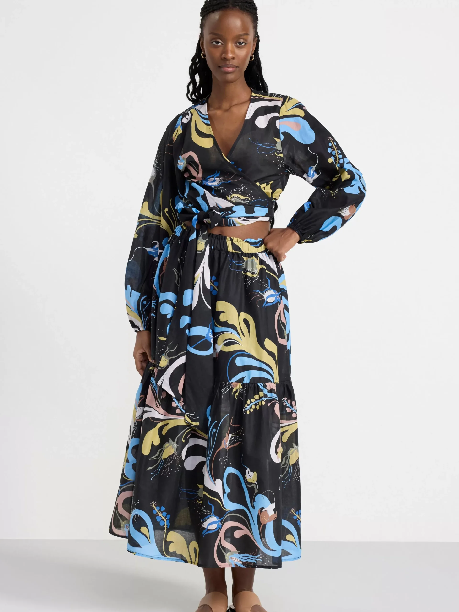 Blusar & Skjortor>Lindex Monstrad Omlottblus Med Puffarm Black