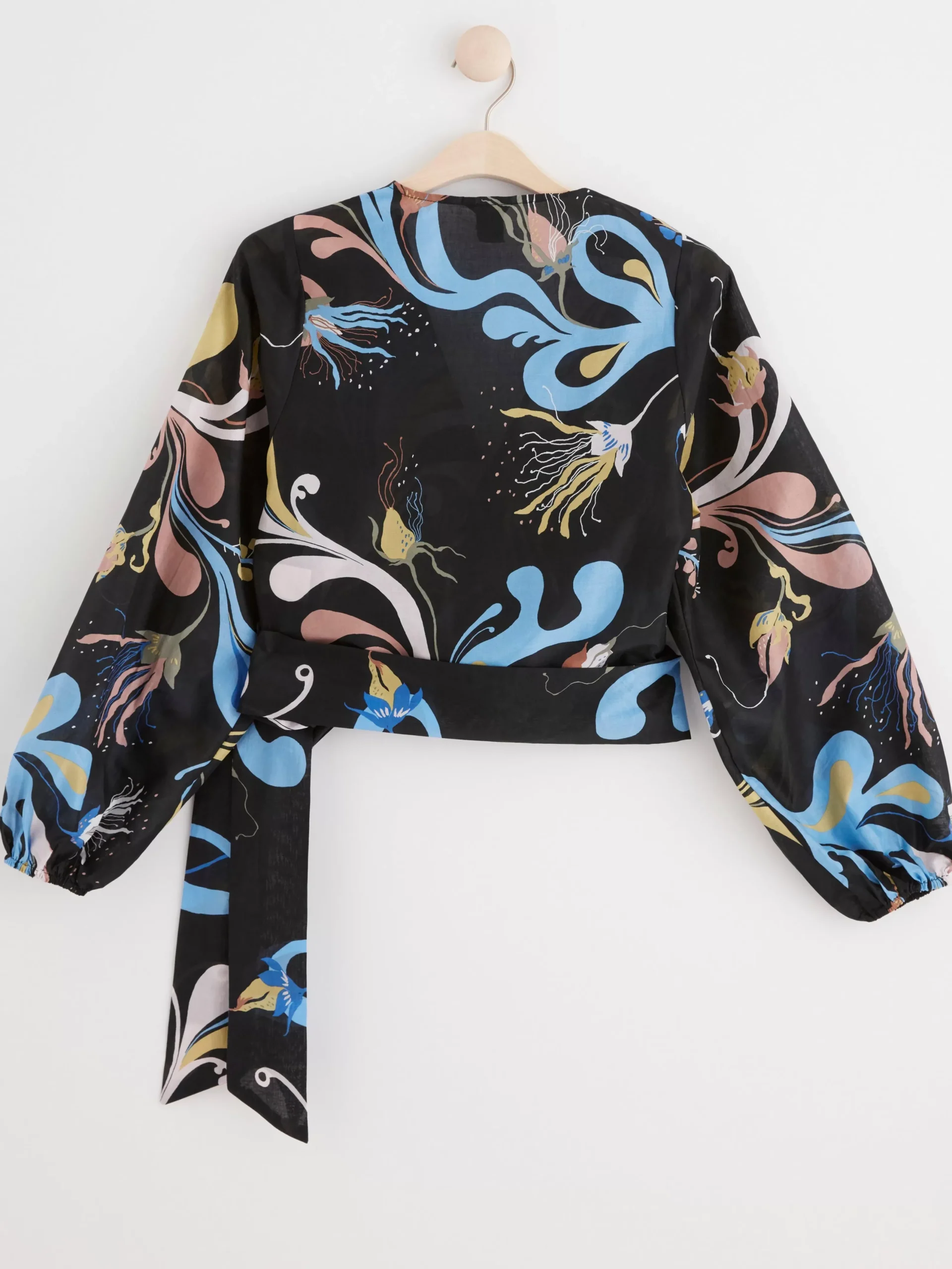 Blusar & Skjortor>Lindex Monstrad Omlottblus Med Puffarm Black
