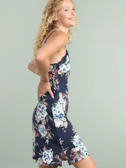 Nattplagg>Lindex Nattlinne Med Spets Och Blommor Navy