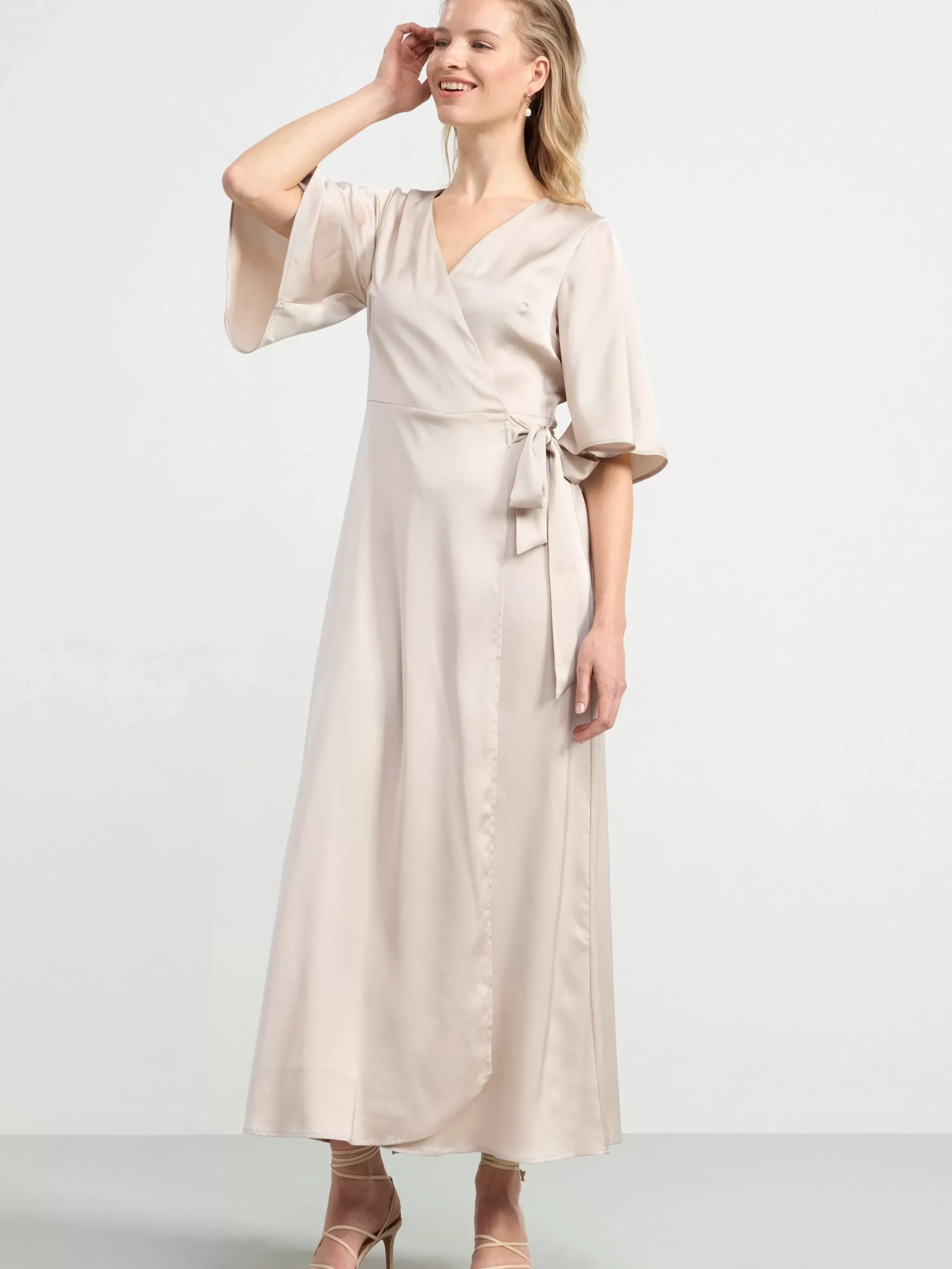 Klänningar>Lindex Omlottklanning I Satin Light Dusty Grey