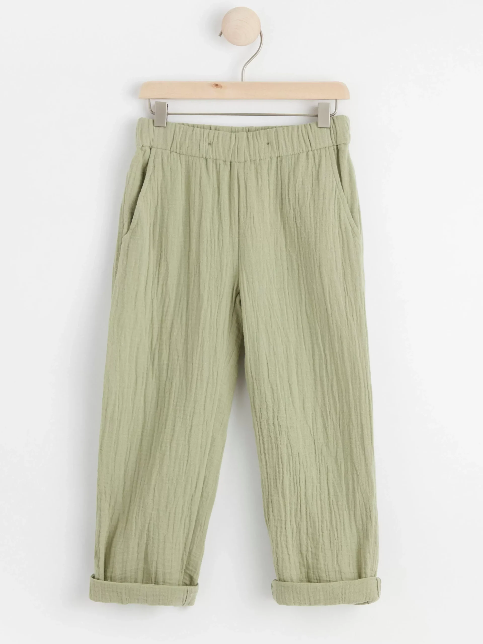 Byxor & Leggings>Lindex Rak Bomullsbyxa I Krinklad Bomull Med Normalhog Midja Dusty Green