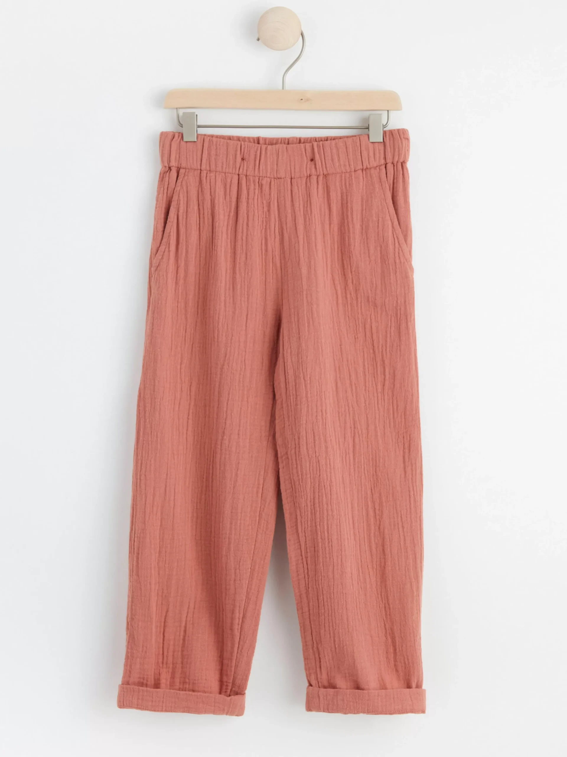 Byxor & Leggings>Lindex Rak Bomullsbyxa I Krinklad Bomull Med Normalhog Midja Dark Dusty Pink