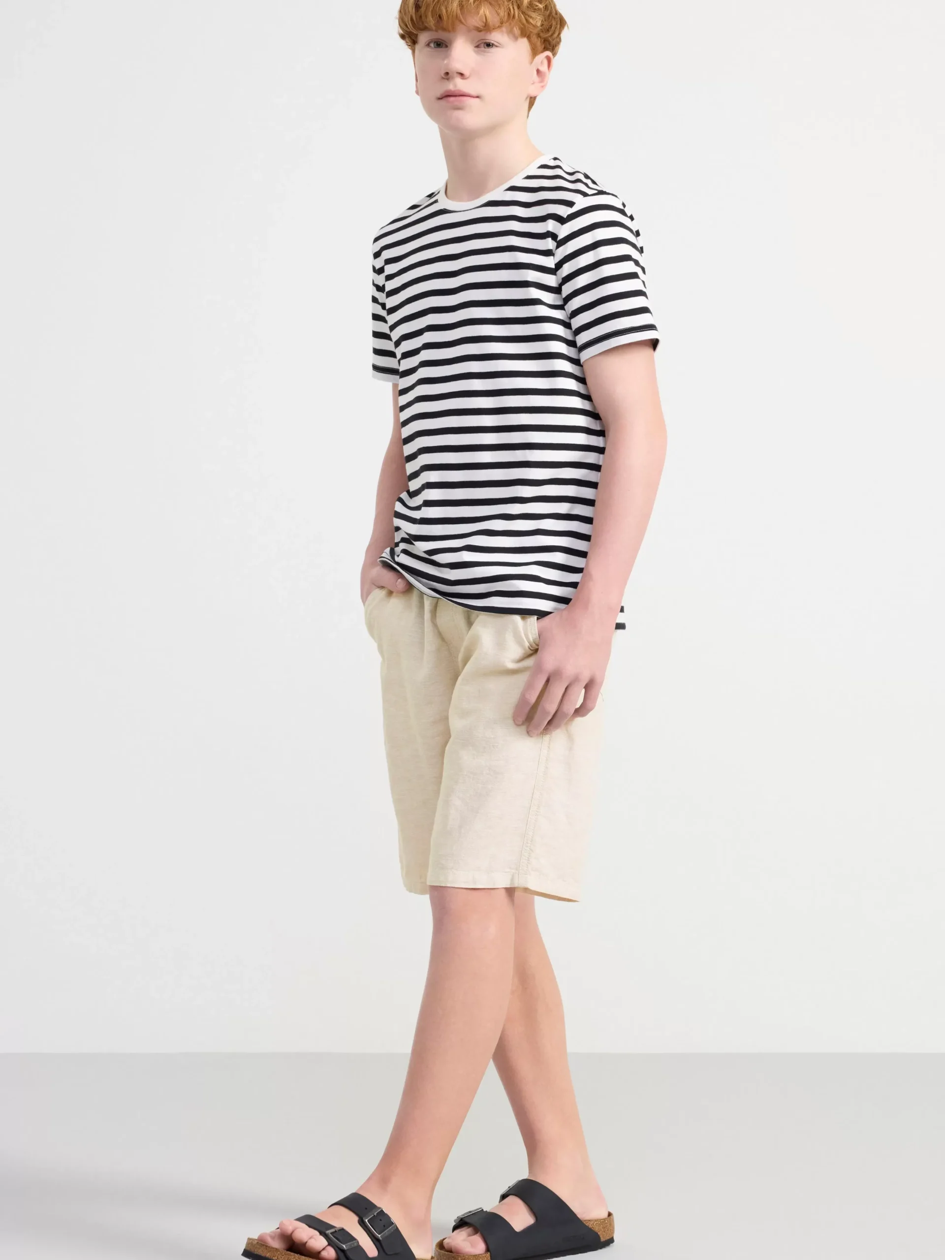 Toppar & T-Shirts>Lindex Randig T-Shirt Off White