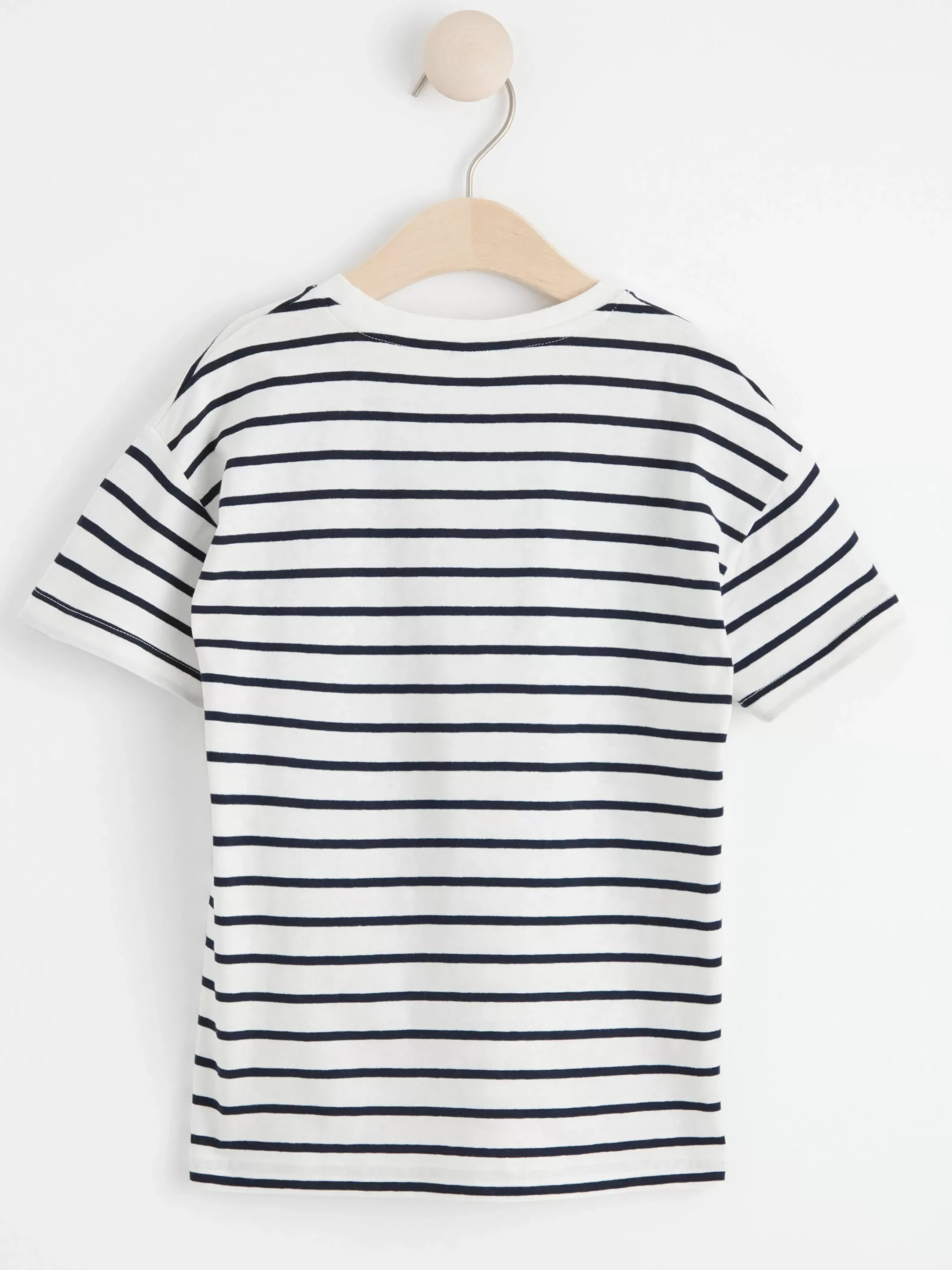 Toppar & T-Shirts>Lindex Randig T-Shirt I Oversizemodell Dark Navy