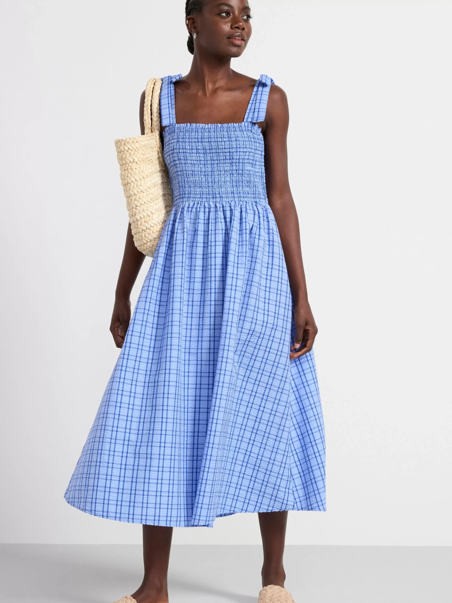 Klänningar>Lindex Rutig Midiklanning Med Smock Light Blue