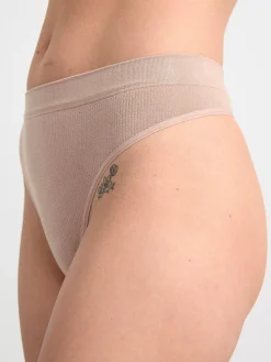 Trosor>Lindex Seamless Stringtrosa Med Normalhog Midja Beige
