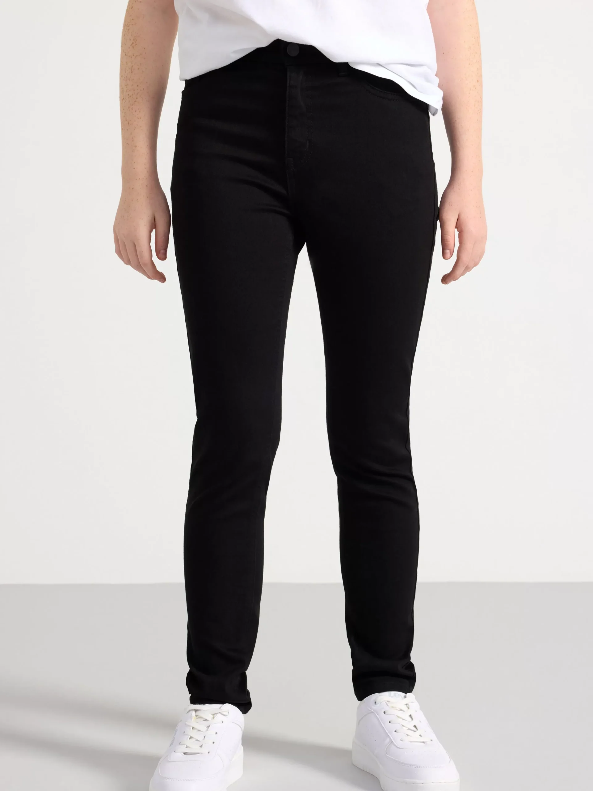 Jeans>Lindex Selma Superstretchiga Jeans Med Slim Fit Och Hog Midja Black