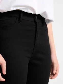 Jeans><noscript><img width=