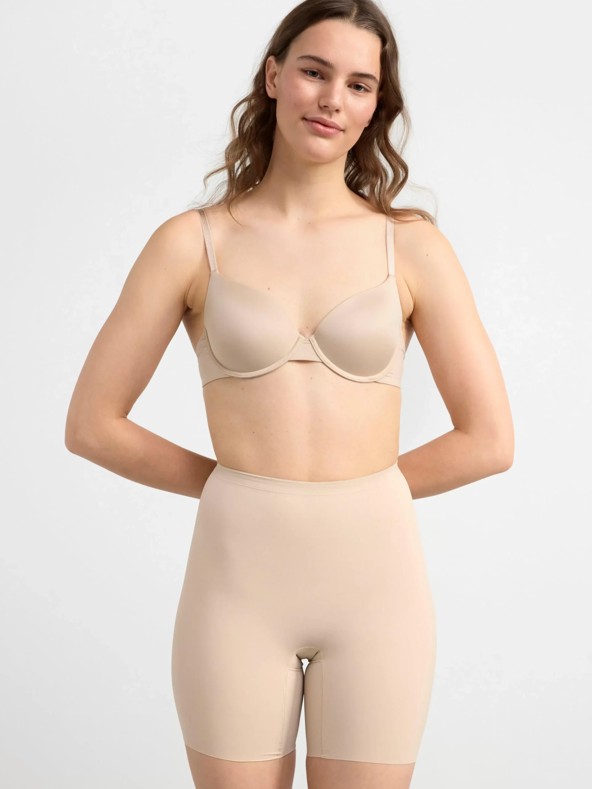 Trosor>Lindex Shaping Biker Trosa Beige