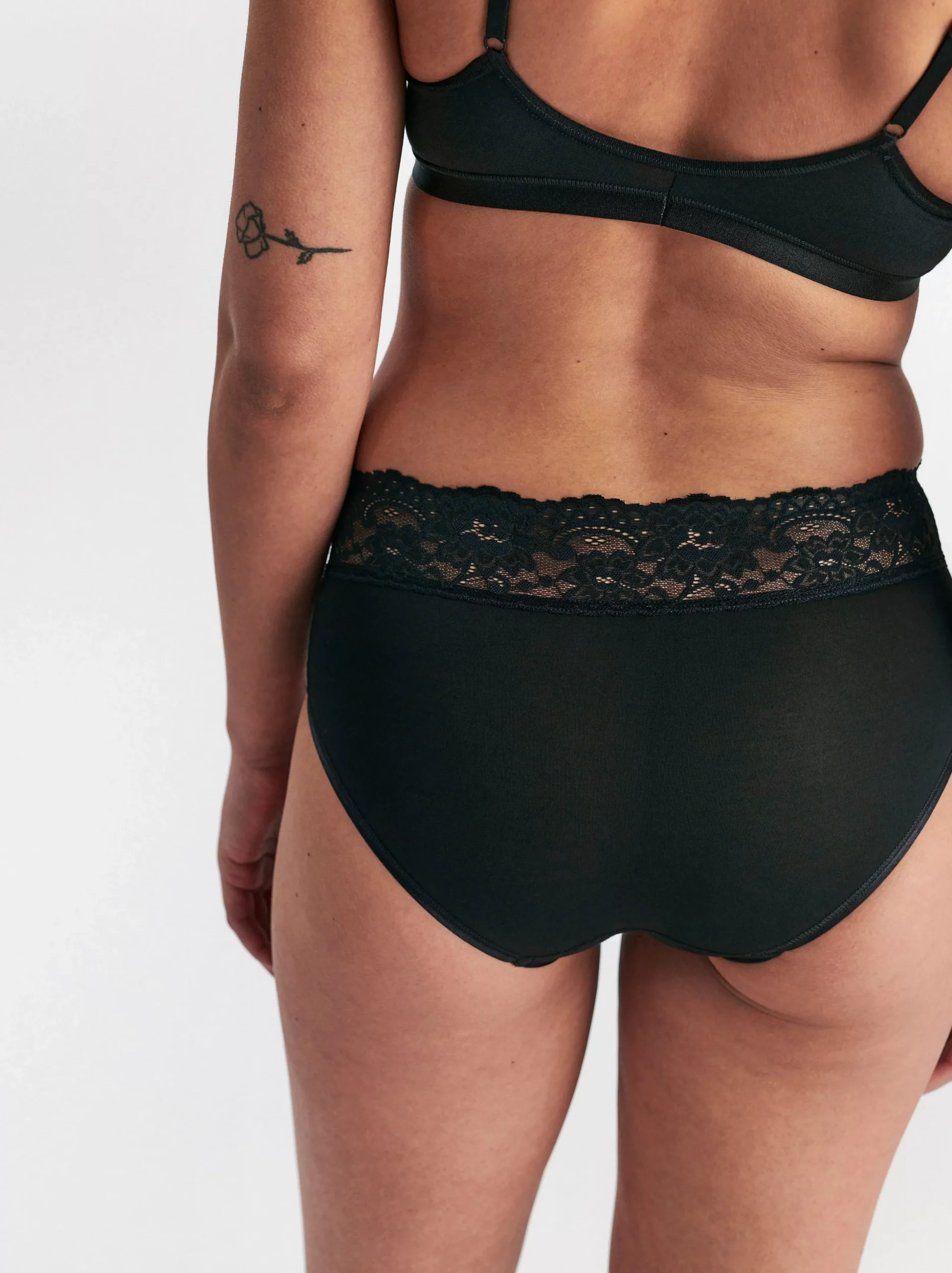 Trosor>Lindex Sloggi Romance Midi Trosa Black