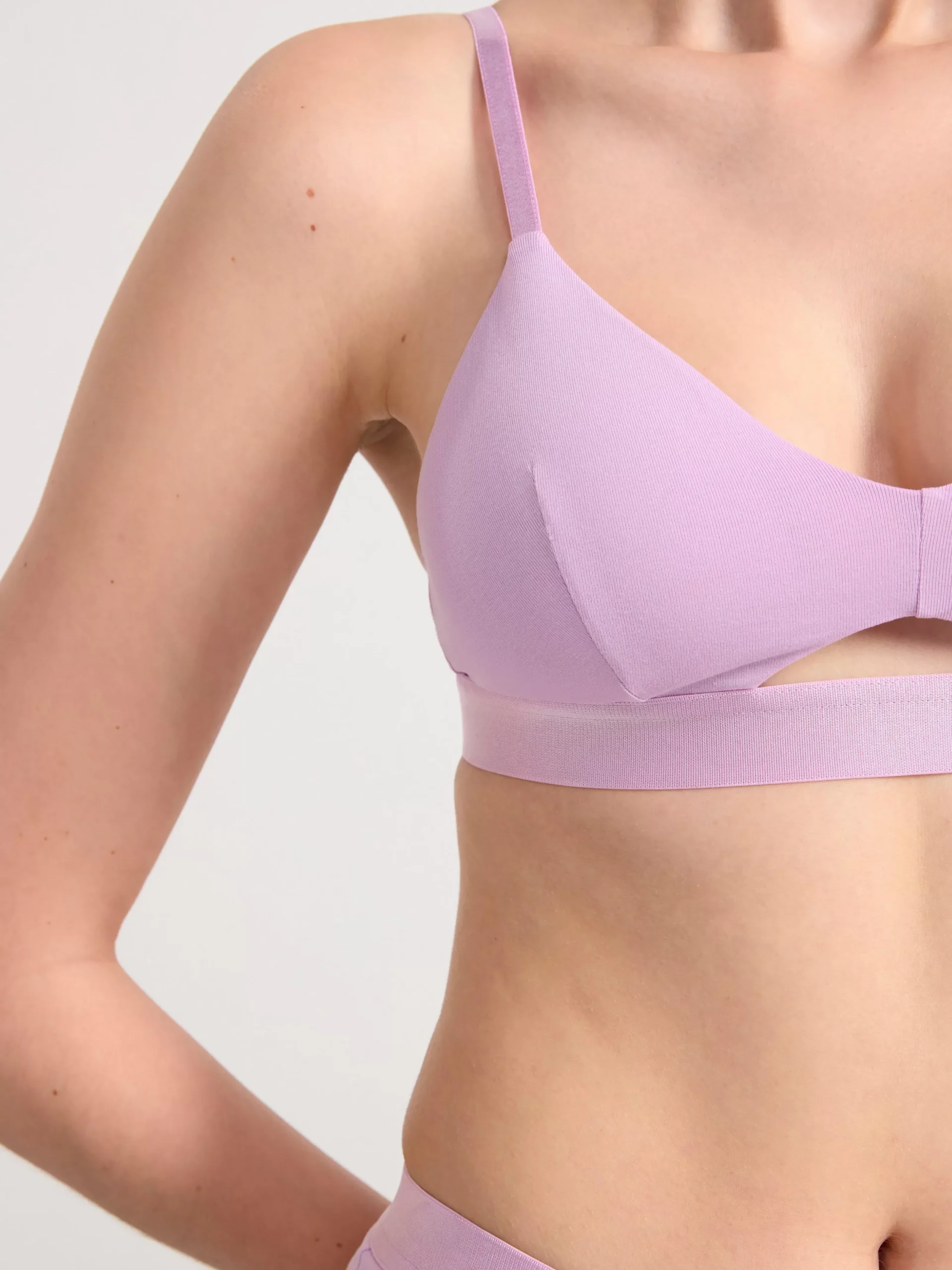 Bh>Lindex Soft Bh Med Cut-Out Detalj Light Lilac
