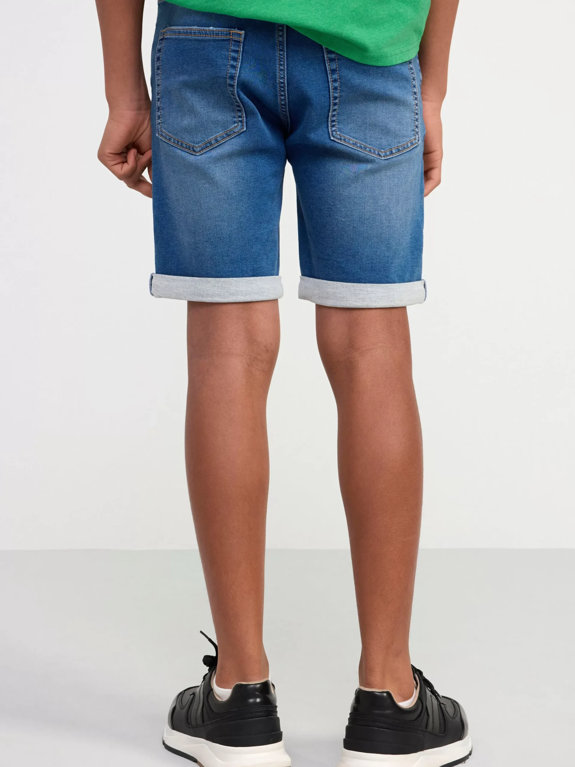 Byxor & Leggings>Lindex Staffan Superstretchiga Shorts Med Rakt Ben Och Normalhog Midja Dark Denim