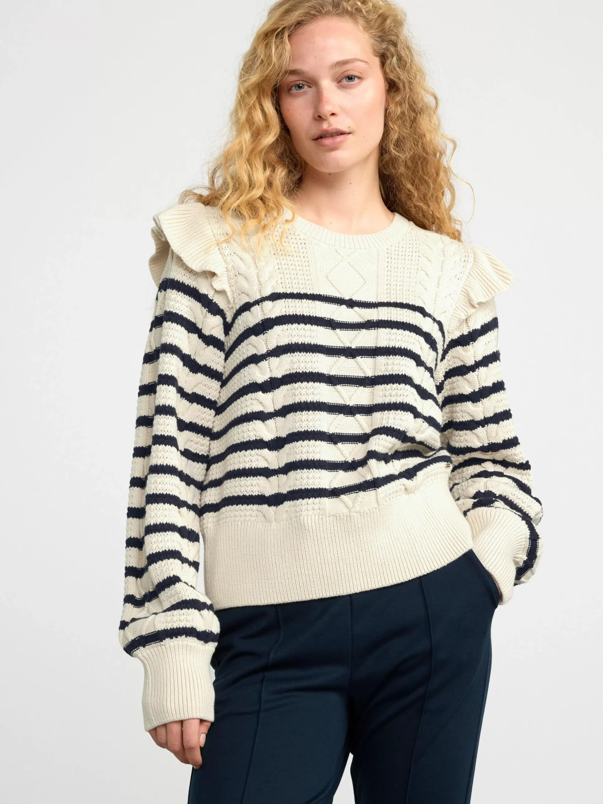 Tröjor & Cardigans>Lindex Stickad Troja Light Dusty White
