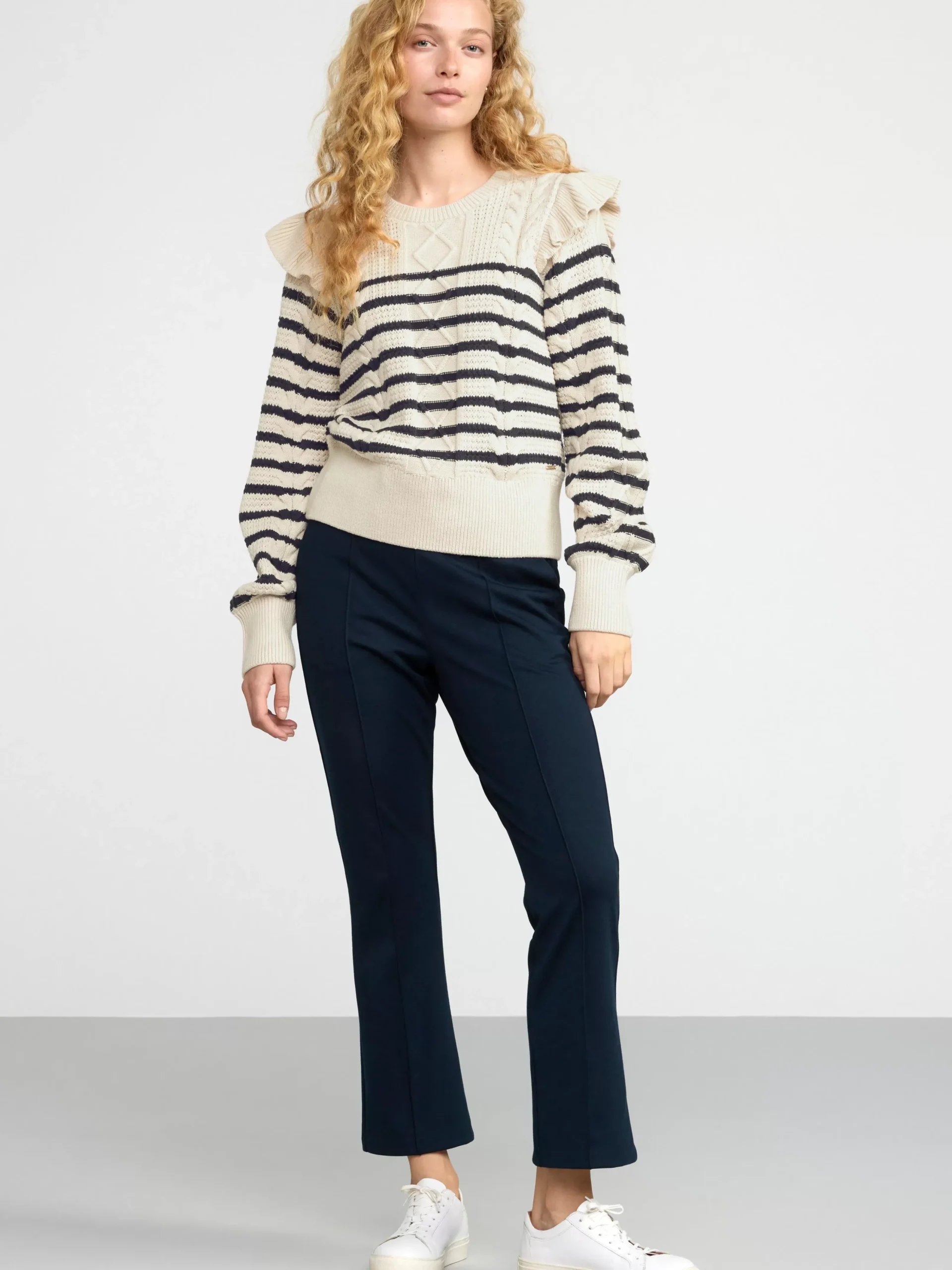 Tröjor & Cardigans>Lindex Stickad Troja Light Dusty White