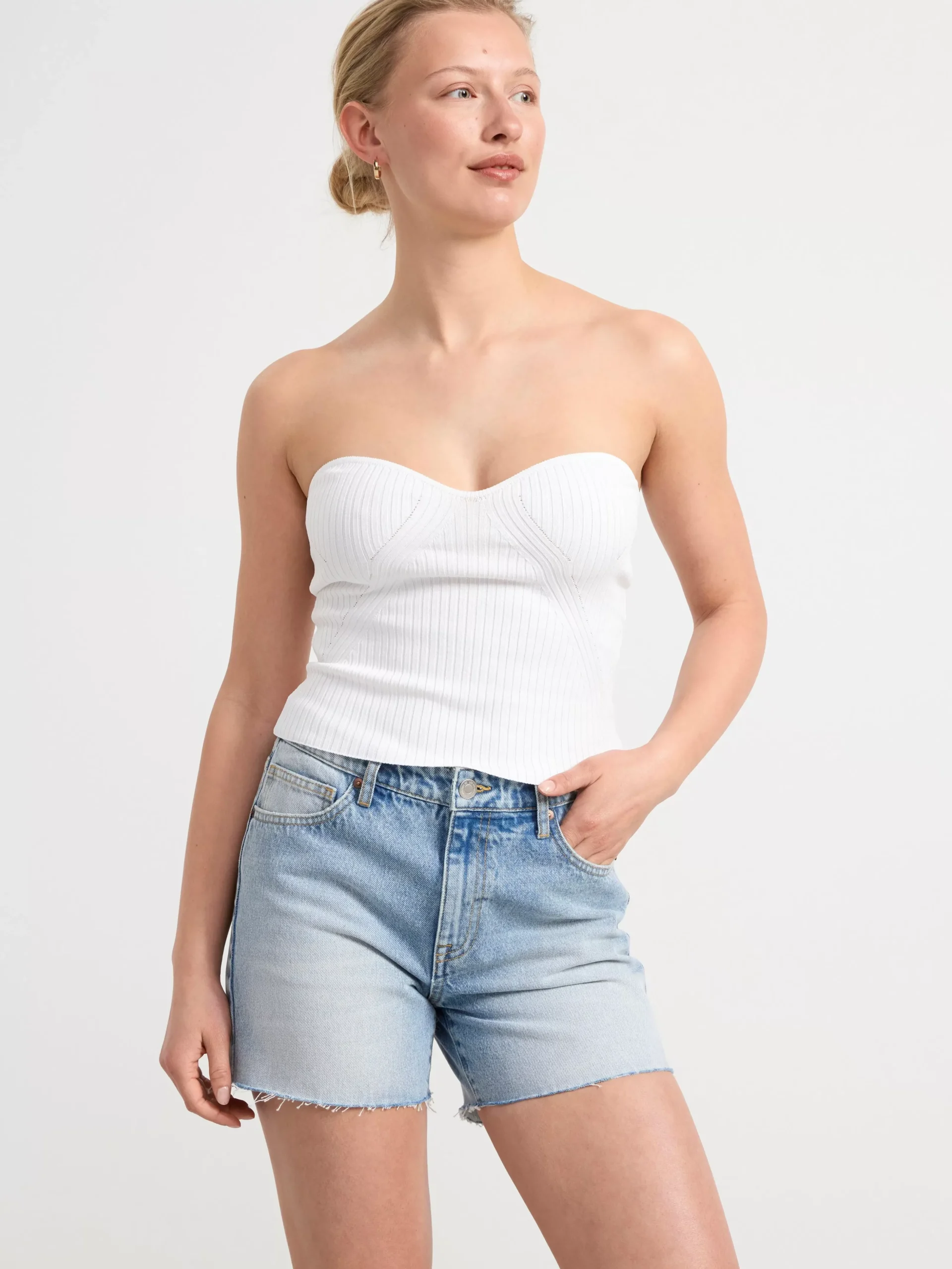 Toppar & T-Shirts>Lindex Stickad Tubtopp White