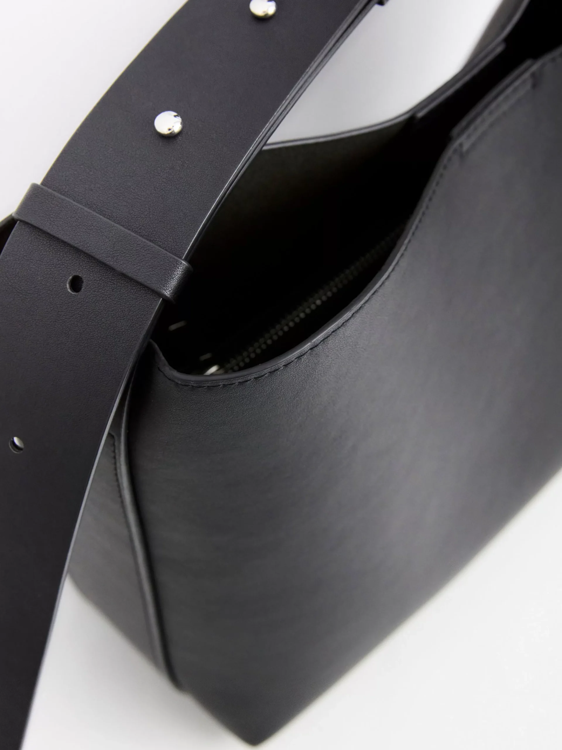 Accessoarer>Lindex Stor Axelremsvaska Black