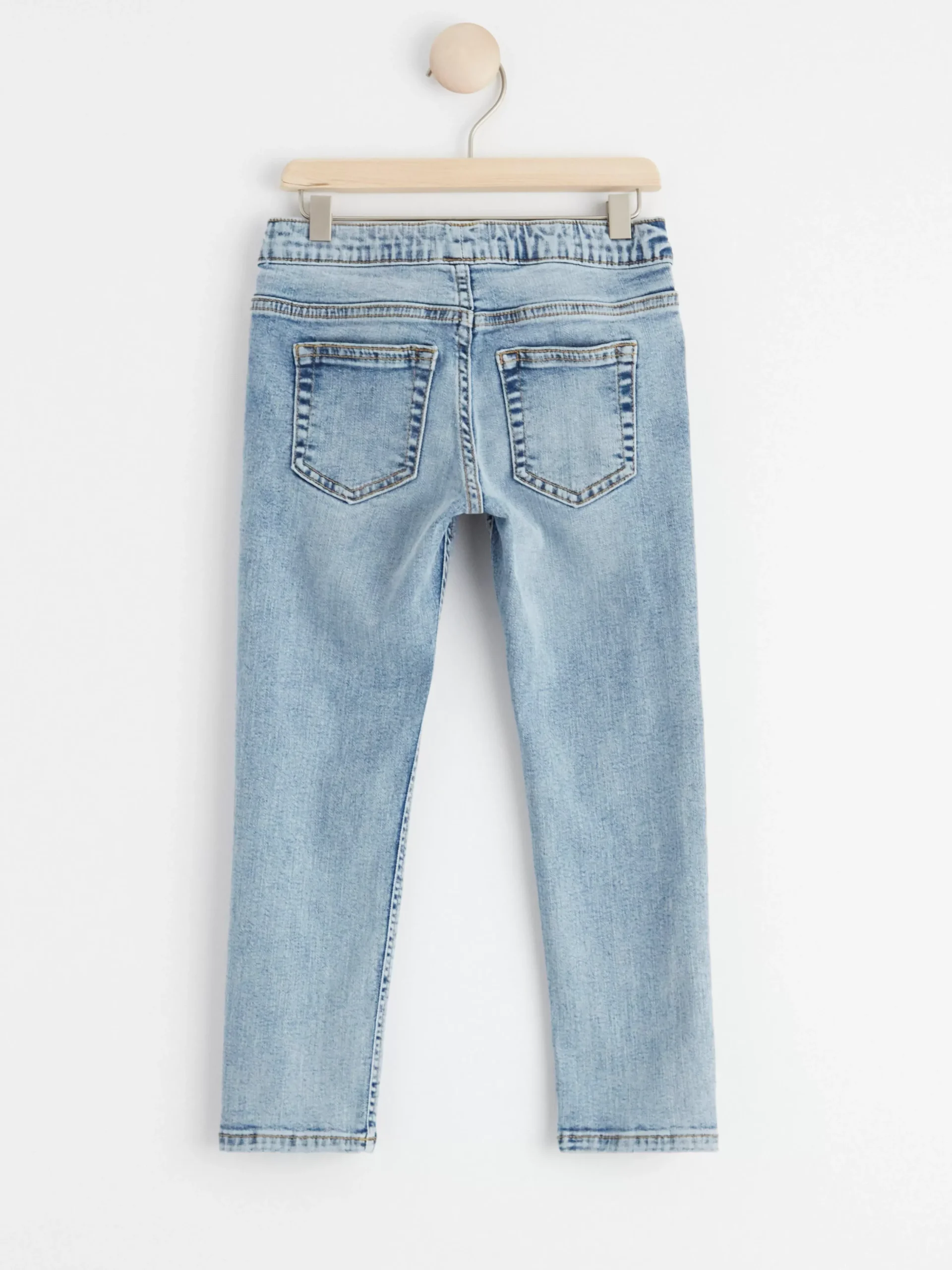Jeans>Lindex Sture Jeans Med Rakt Ben Och Normalhog Pull-Up-Midja Light Denim