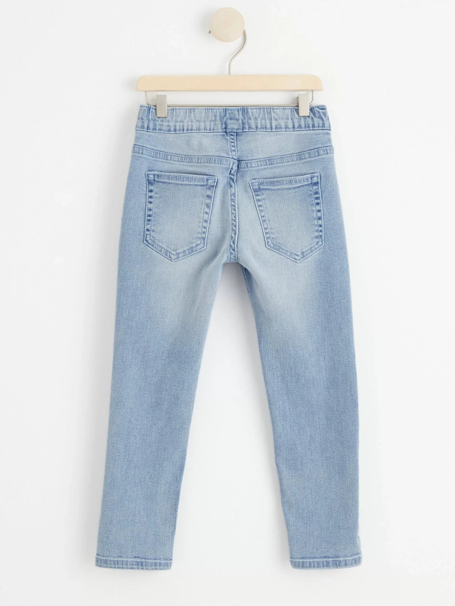 Jeans>Lindex Sture Jeans Med Rakt Ben Och Normalhog Pull-Up-Midja Light Denim