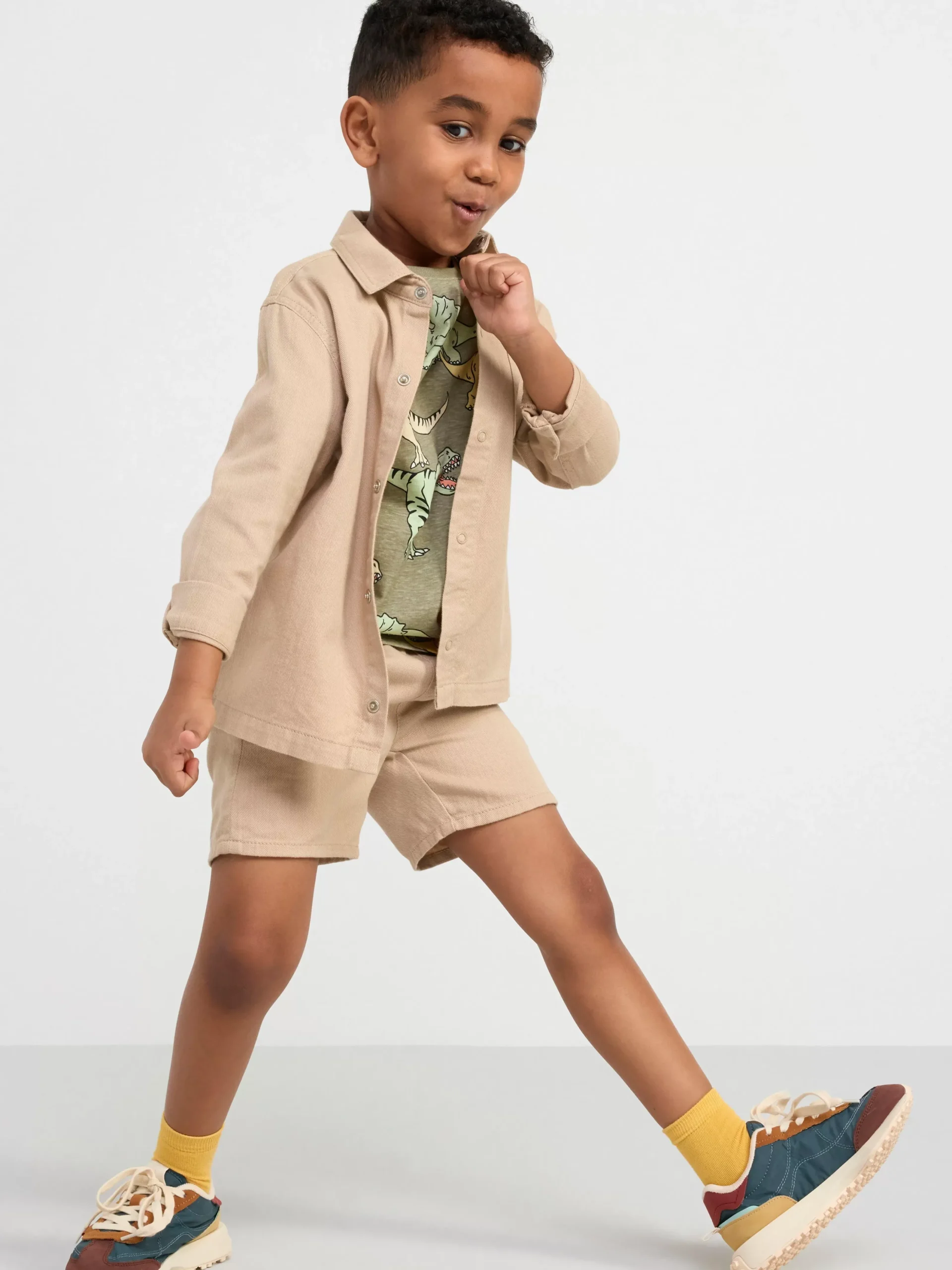 Byxor & Leggings>Lindex Sven Chinosshorts Med Rakt Ben Och Normalhog Midja Beige
