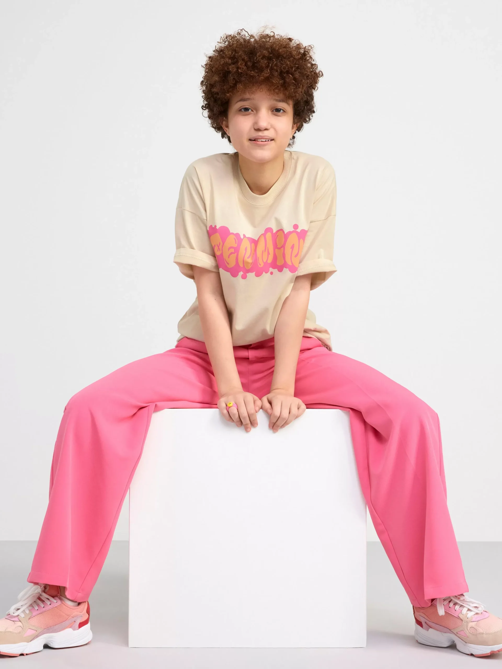 Toppar & T-Shirts>Lindex T Shirt I Oversize-Modell Med Tryck Framtill Light Beige