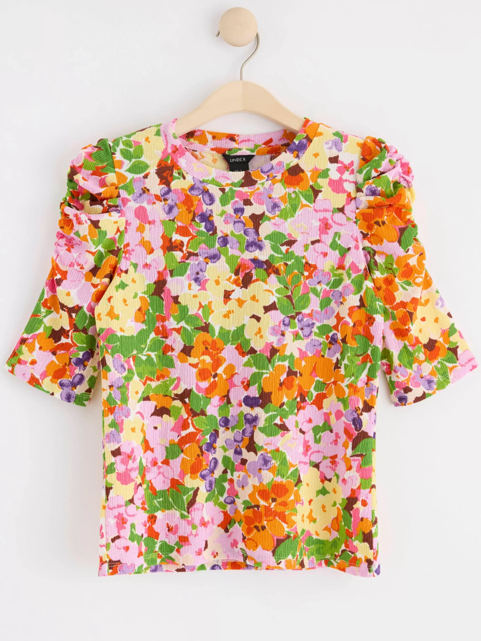 Toppar & T-Shirts>Lindex Topp Med Puffarm Och Blommor Light Pink