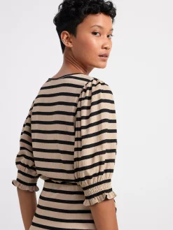 Toppar & T-Shirts>Lindex Topp Med Puffarm Och Struktur Beige