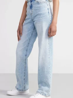 Jeans><noscript><img width=