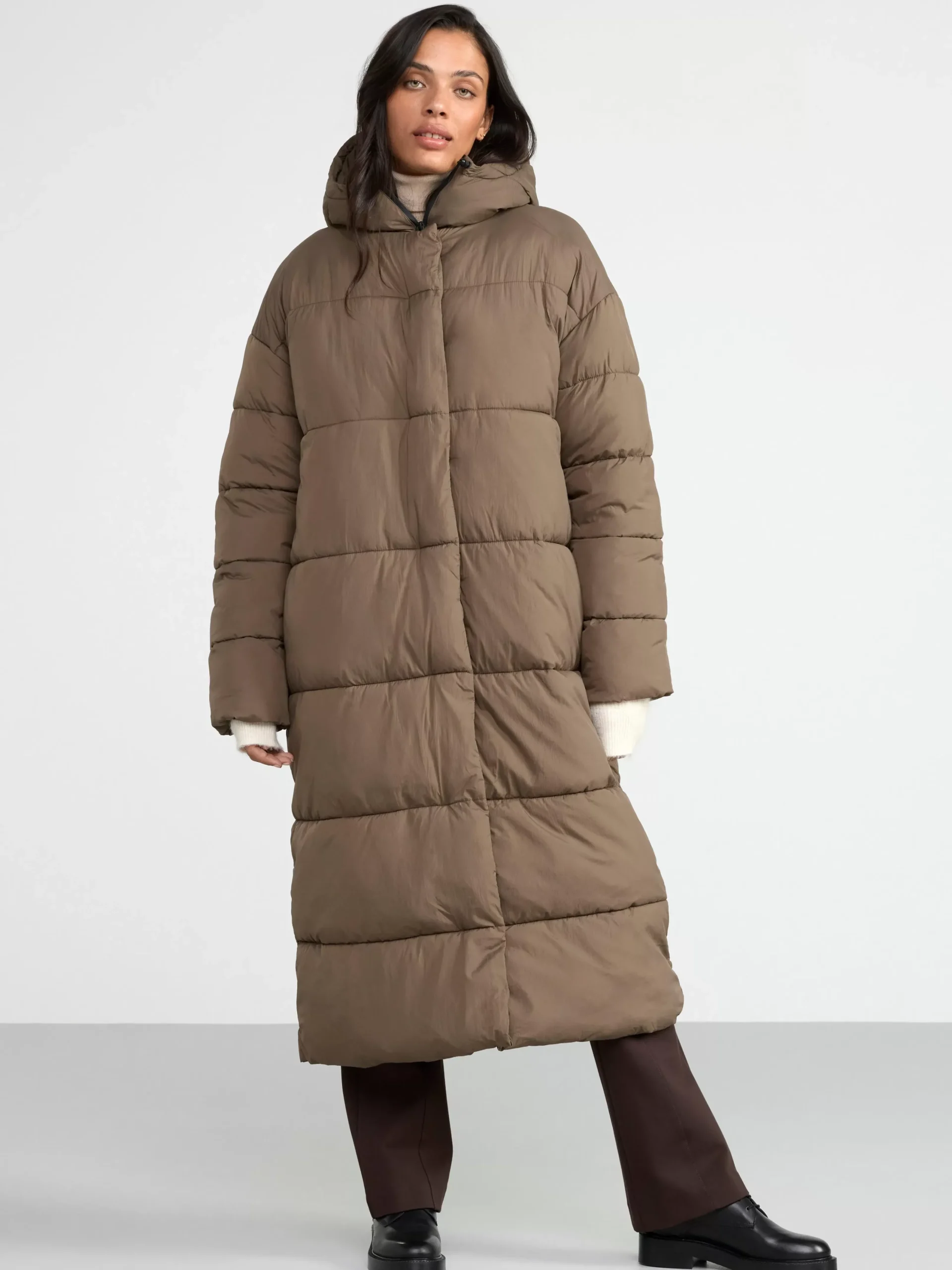 Ytterkläder>Lindex Vattenavvisande Vadderad Jacka Med Avtagbar Huva Dark Brown