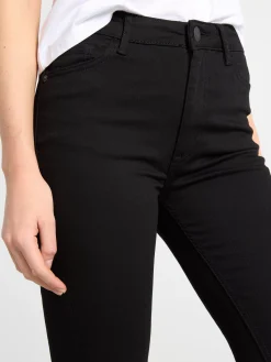 Jeans><noscript><img width=