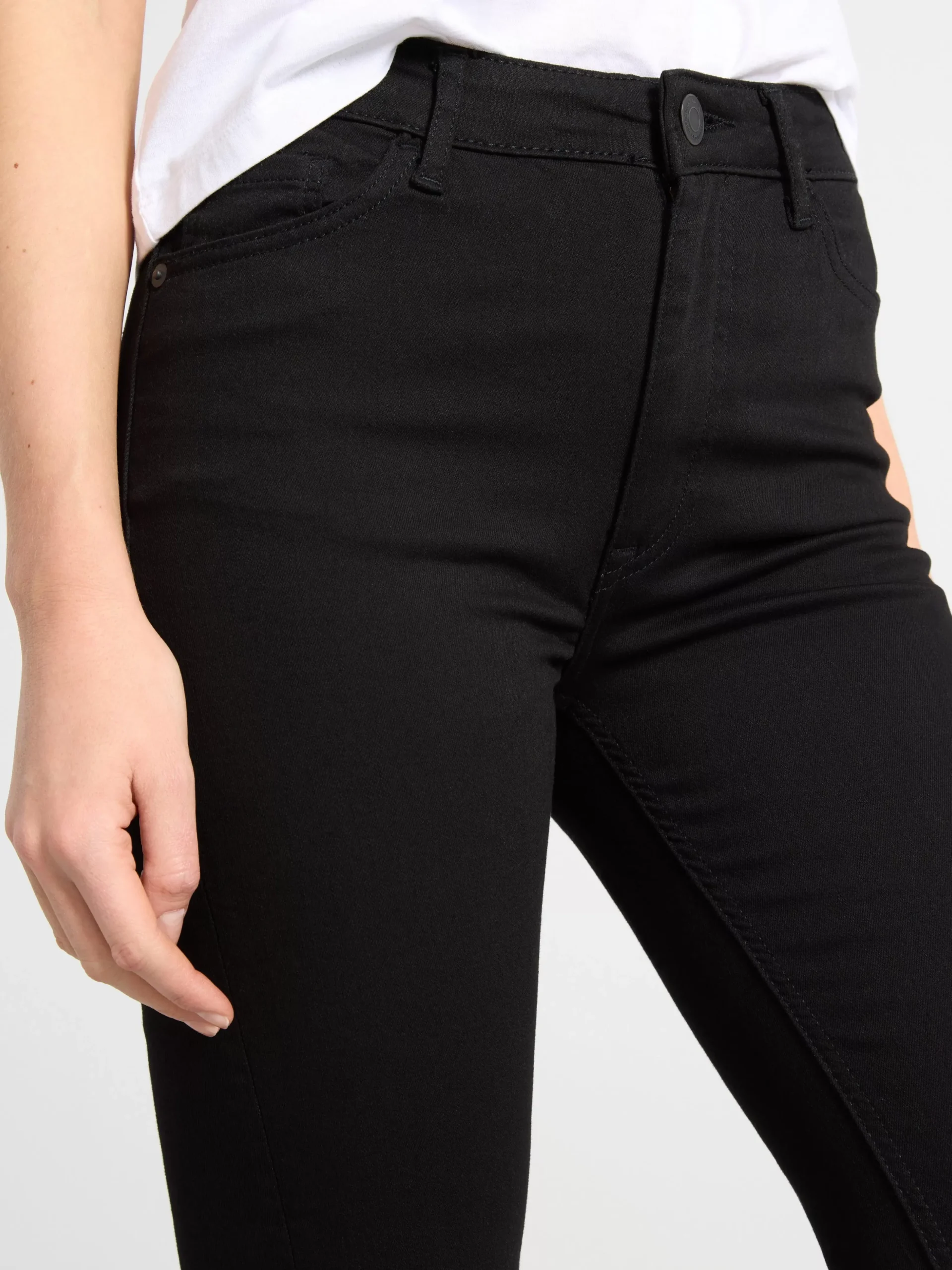 Jeans>Lindex Vera Slim Jeans Med Hog Midja Black